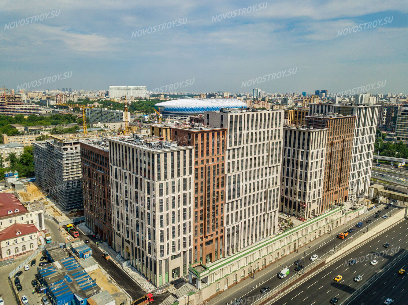 Царская площадь москва. МФК Царская площадь, Москва. Жилой комплекс Царская площадь Ленинградский проспект Москва. Царская площадь Динамо. Метро Динамо ЖК Царская площадь.