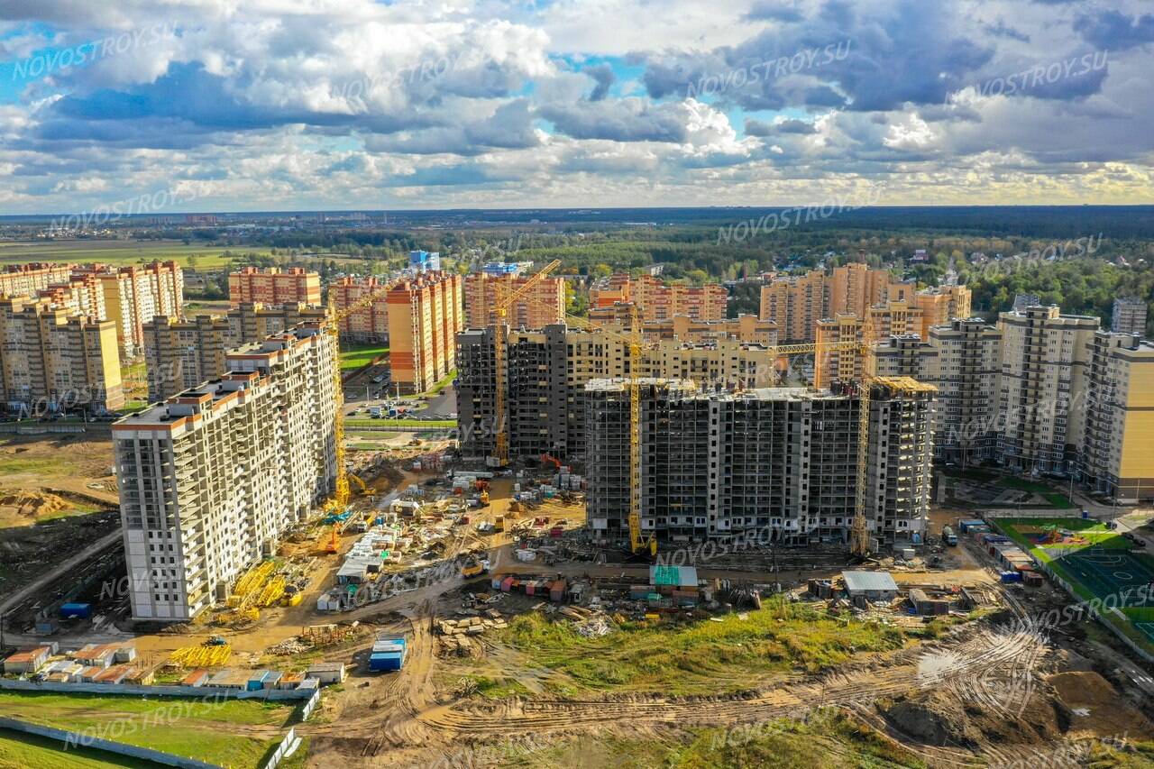 Снять в лукино варино. ЖК Лукино Варино. ЖК «Лукино-Варино» Москва. Лукино Варино корпуса. Лукино-Варино население.