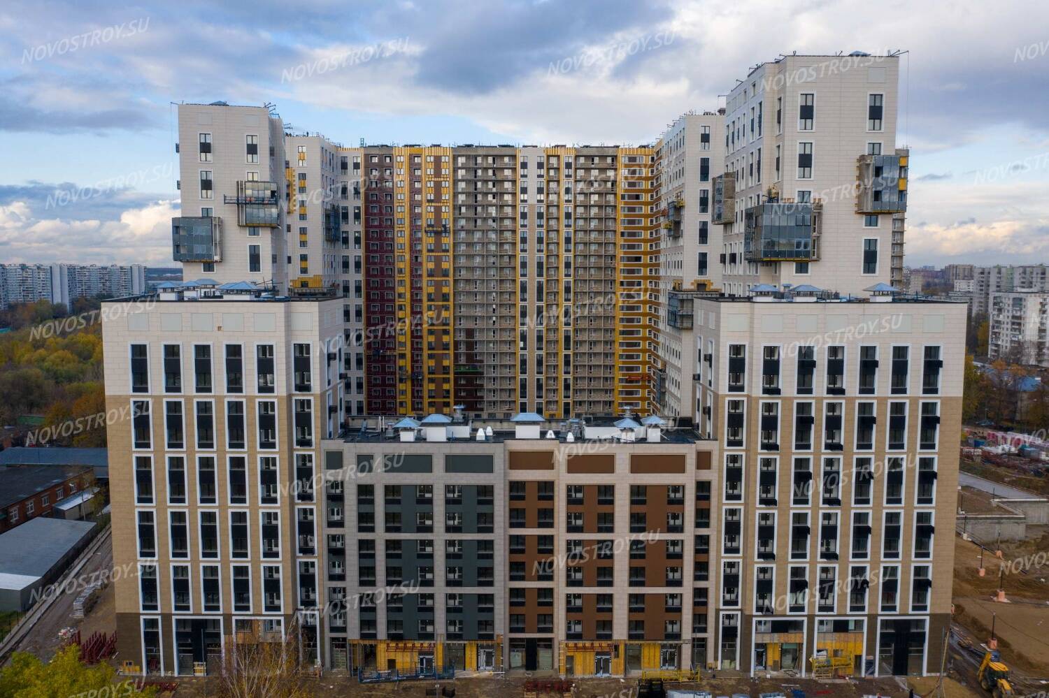 Недвижимость москва отзывы. Нормандия жилой комплекс. ЖК Нормандия Эталон. Тайнинская улица Нормандия. ЖК Нормандия Москва.