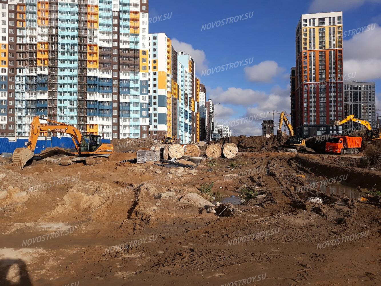 Жк полис на комендантском. Полис на Комендантском. Жилой комплекс и полисна на Комендантский.