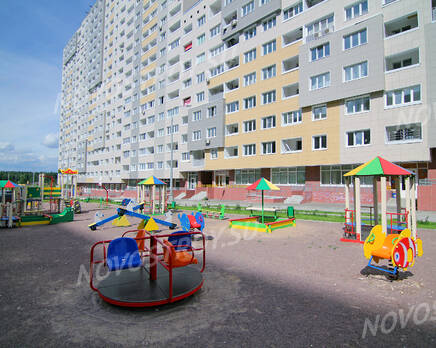 Детская площадка недалеко от  ЖК «Балашиха Сити»  (20.06.2013 г.), Август 2013