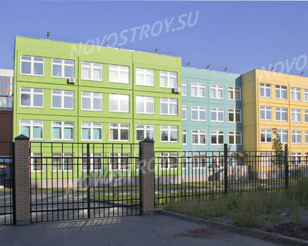 Школа вблизи ЖК «Гелиос» (31.07.2014), Август 2014