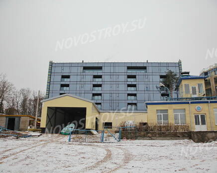 МФК «X-Home»: вид с с набережной Финского залива (16.12.2015), Декабрь 2015