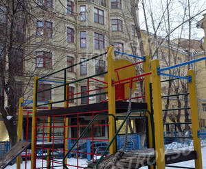 Детская площадка жилого комплекса «Green Plaza» (28.12.12)