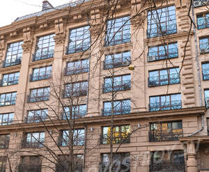 Фасад жилого комплекса «Manhattan House» (12.04.2013)