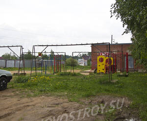 Детская площадка ЖК «Петровский» (30.06.2013 г.)