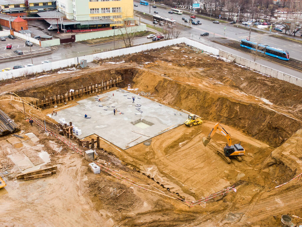 Котлован от застройщика москва. Начали рыть котлован под метро Нижний Новгород.