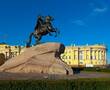 Петербург переплюнул Москву по дороговизне посуточной аренды жилья