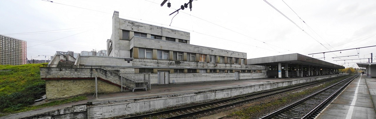 Метро девяткина. ЖД станция Девяткино. Девяткино (станция метро). ЖД станция Девяткино СПБ. Метро Девяткино 2000 год.