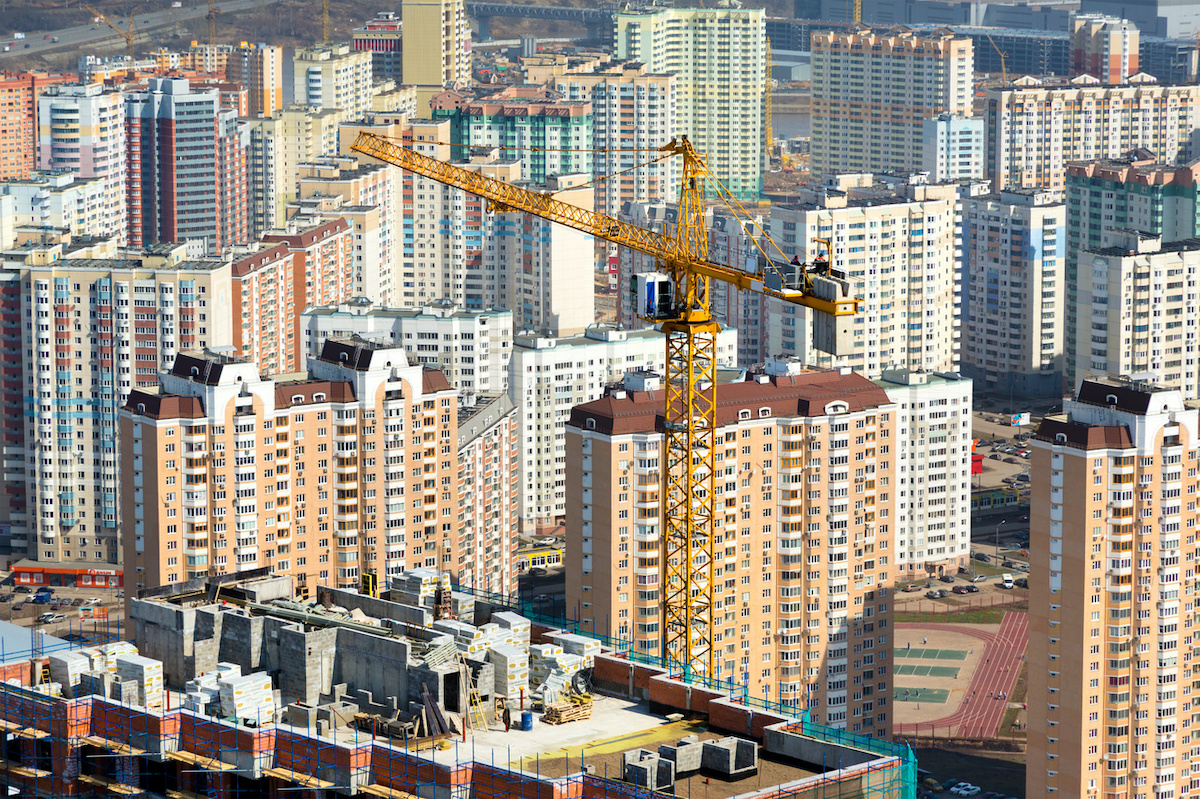 строительство дома в москве