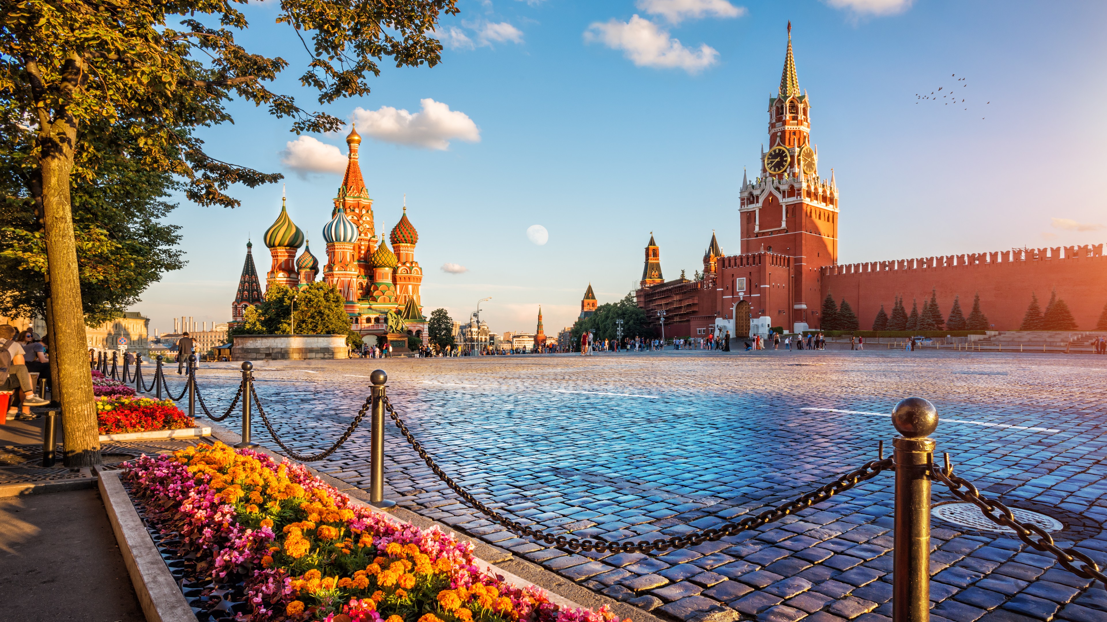 Где полежать в москве днем